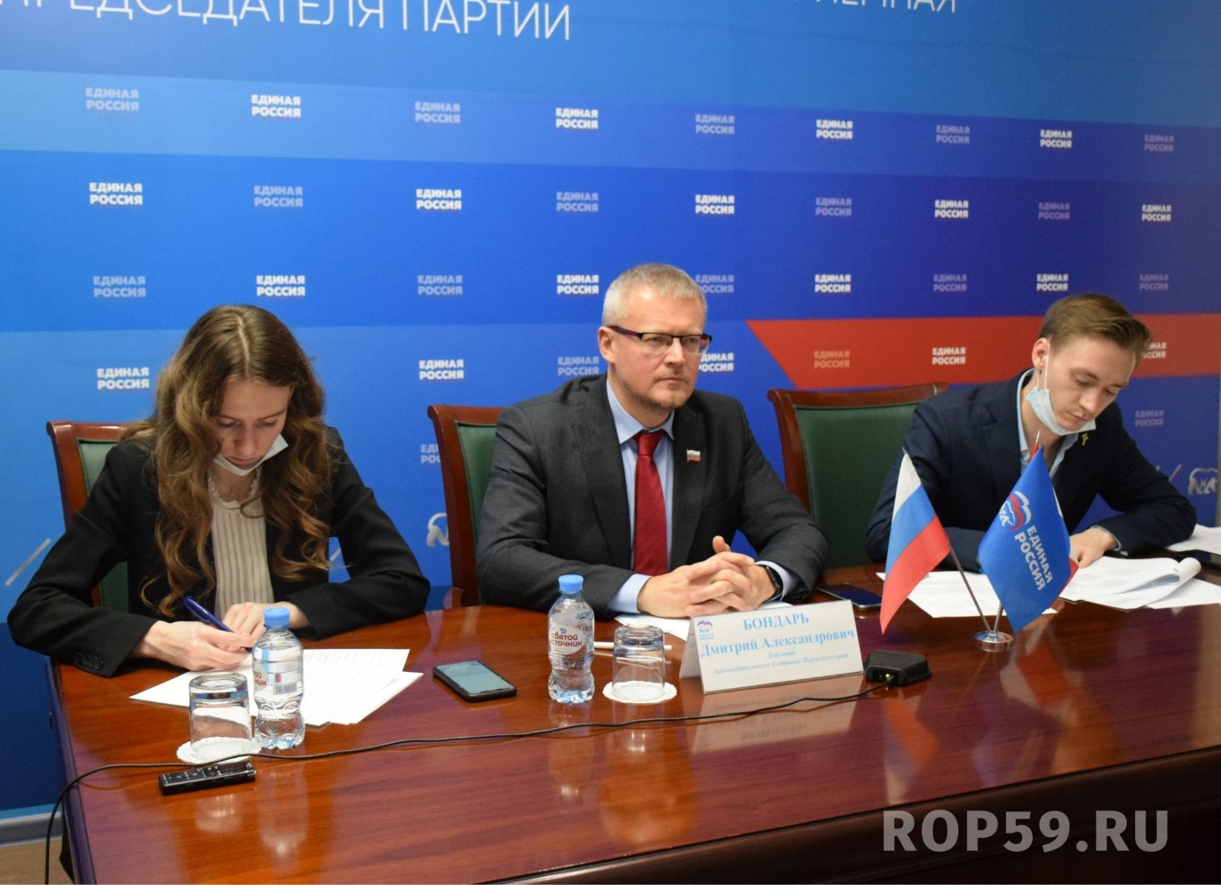 В центре внимания – вопросы жителей Свердловского района